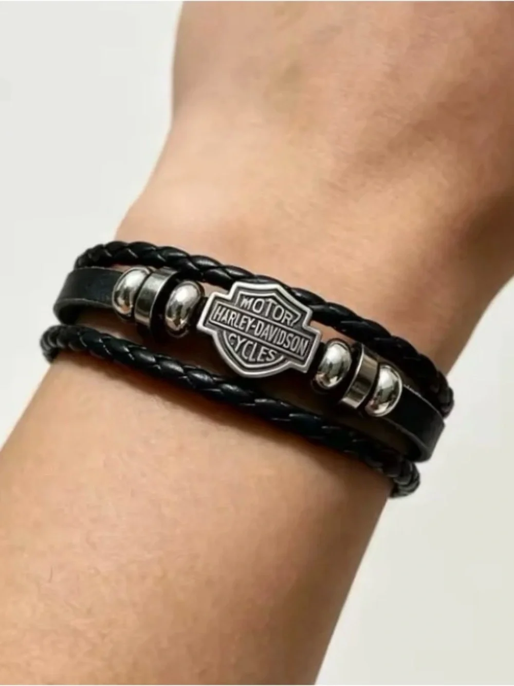 Harley-Davidson layered black